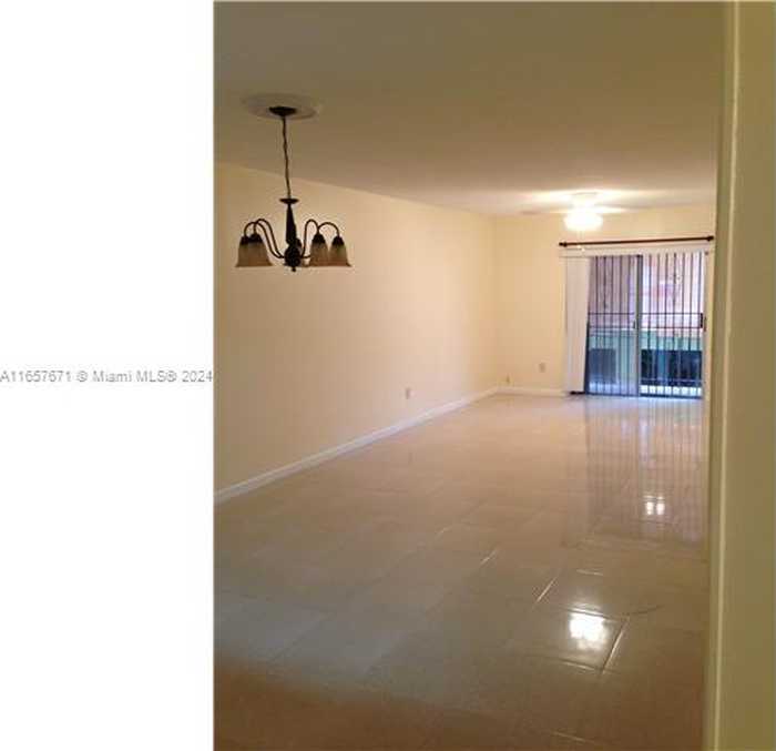 photo 12: 1630 W 46th St Unit 210D, Hialeah FL 33012