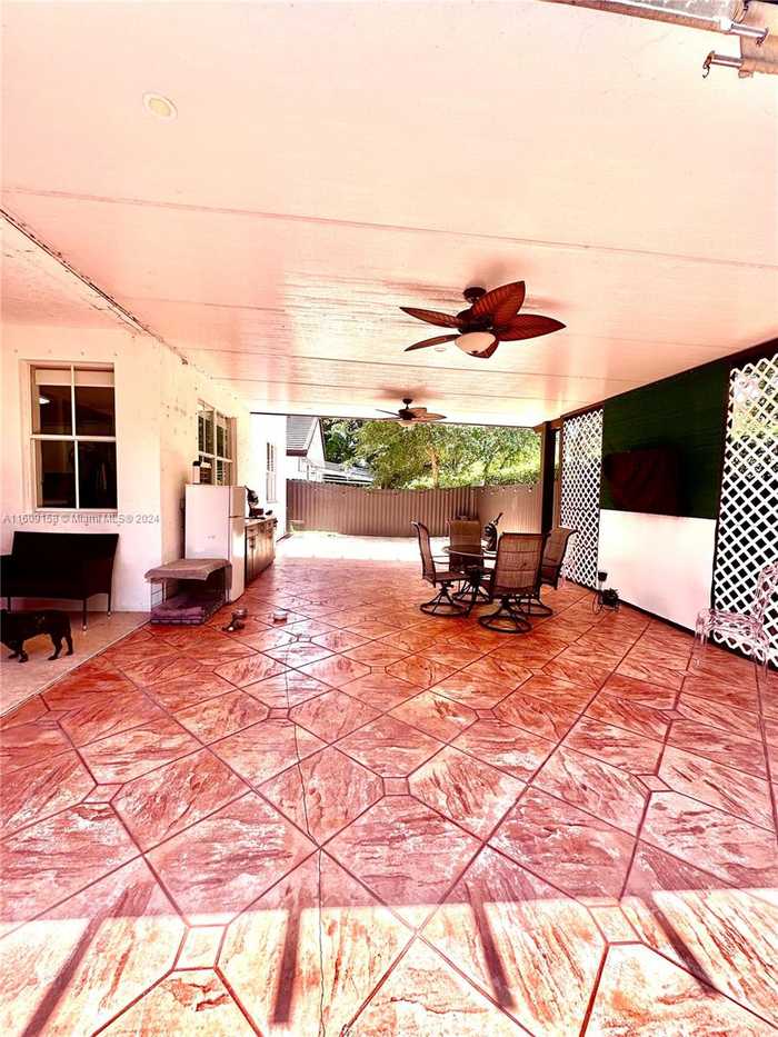 photo 37: 15560 SW 25th Ter, Miami FL 33185