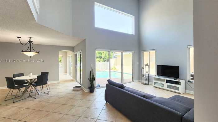 photo 2: 1065 Weeping Willow Way, Hollywood FL 33019