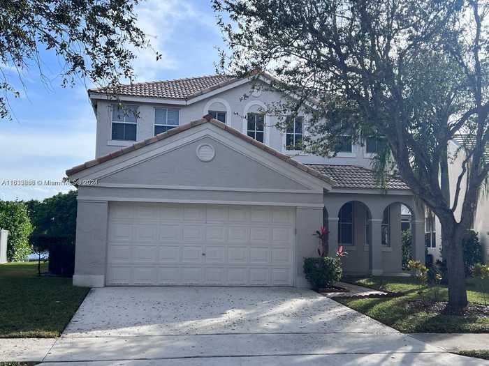 photo 1: 844 savannah fall, Weston FL 33327