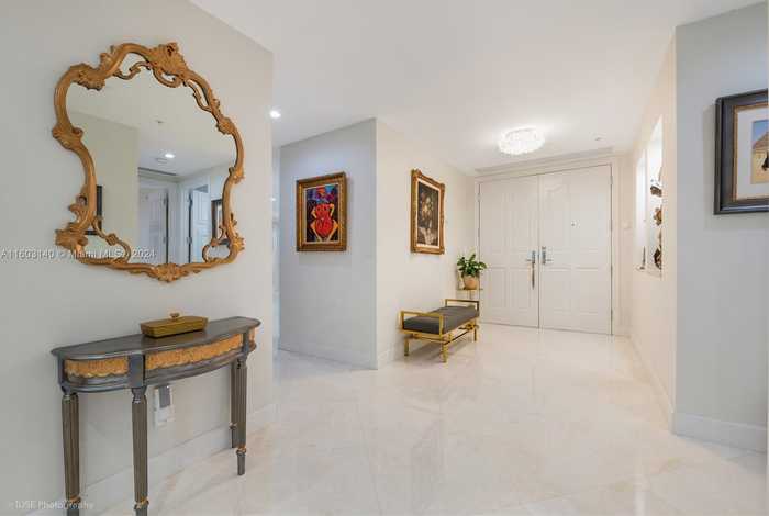 photo 2: 13633 Deering Bay Dr Unit 245, Coral Gables FL 33158