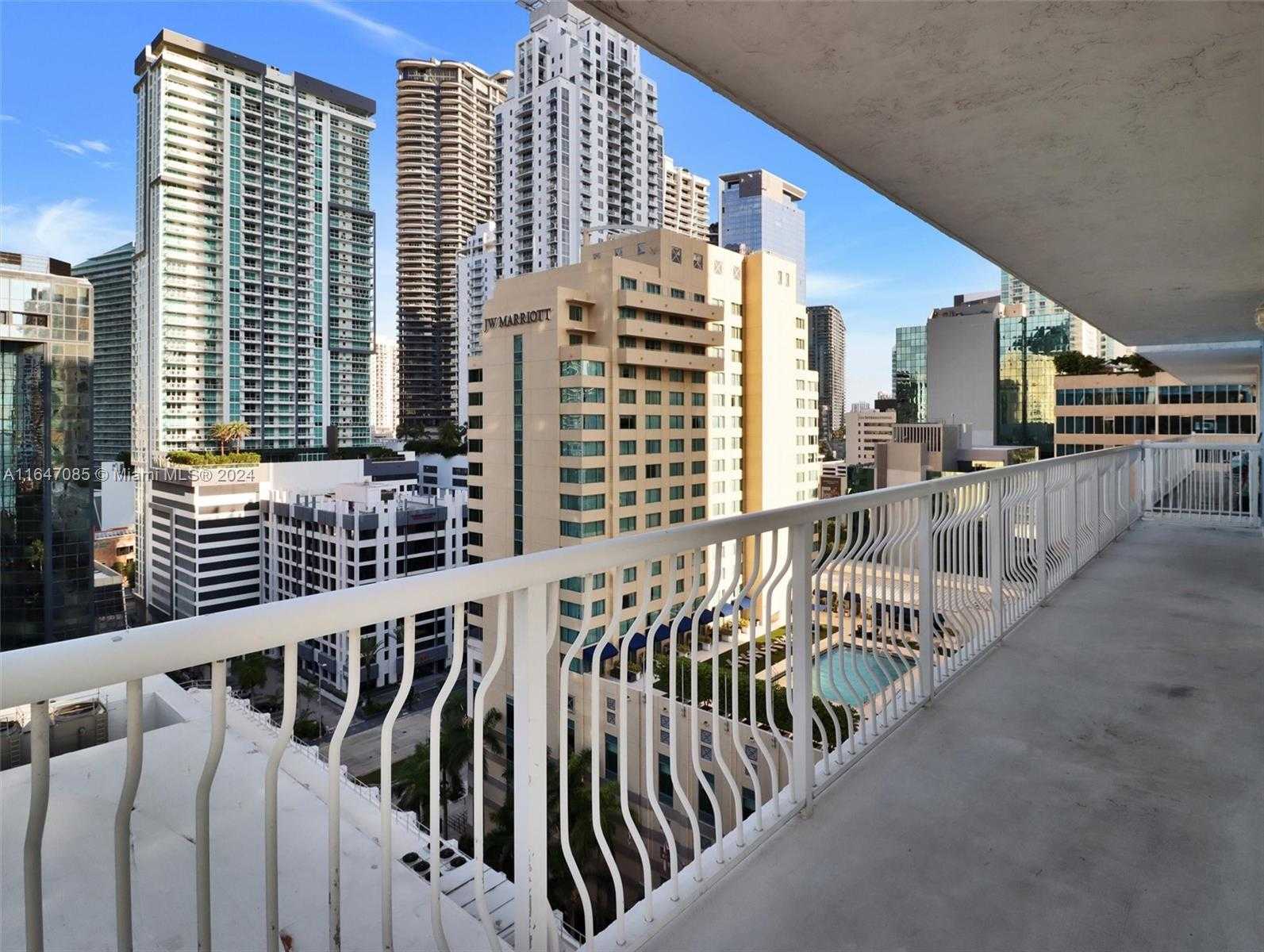 photo 3: 1200 Brickell Bay Dr Unit 1923, Miami FL 33131