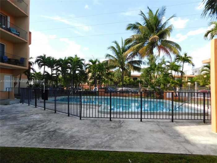 photo 1: 6780 W 2nd Ct Unit 413, Hialeah FL 33012