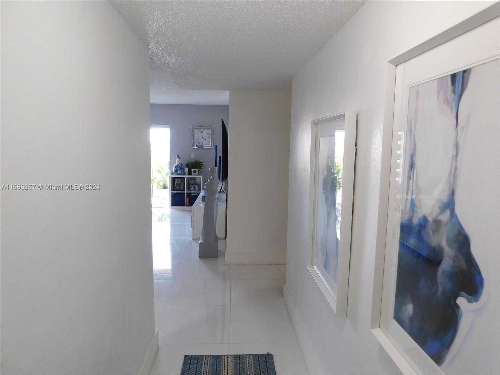 photo 3: 6780 W 2nd Ct Unit 413, Hialeah FL 33012