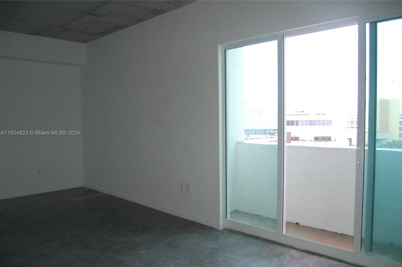 photo 2: 133 NE 2nd Ave Unit 907, Miami FL 33132