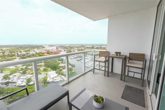 photo 1: 1861 NW S River Dr Unit 2403, Miami FL 33125