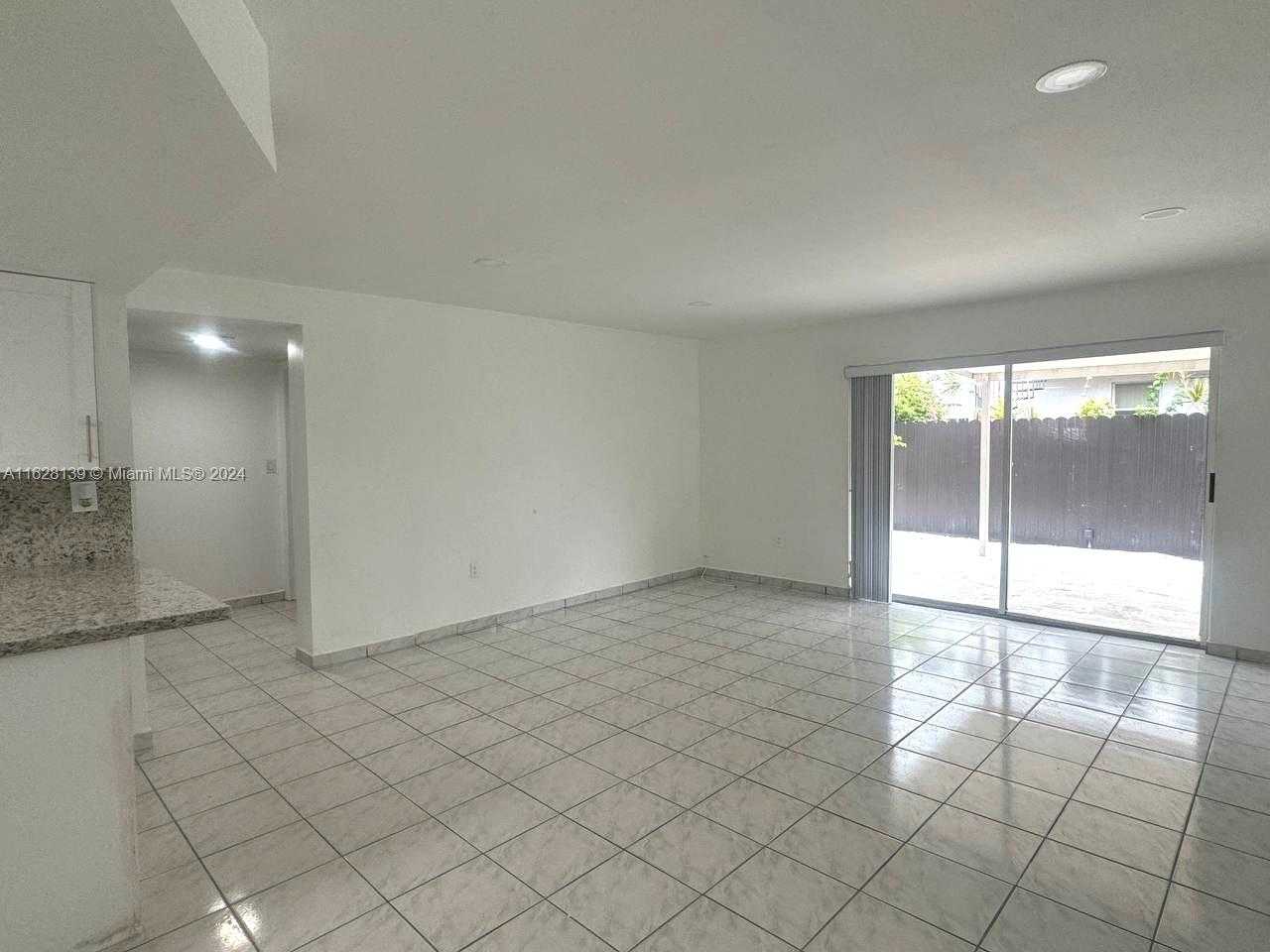 photo 2: 8170 NW 10th St Unit 1, Miami FL 33126