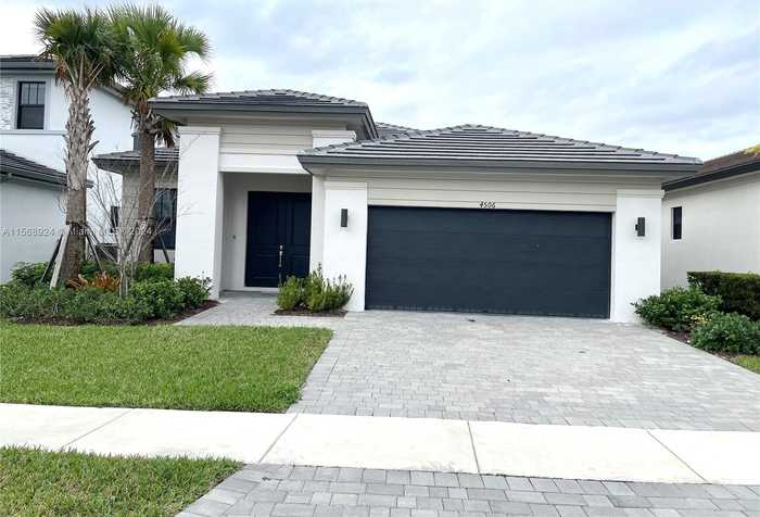 photo 1: 4506 SW 174th Ave, Miramar FL 33029