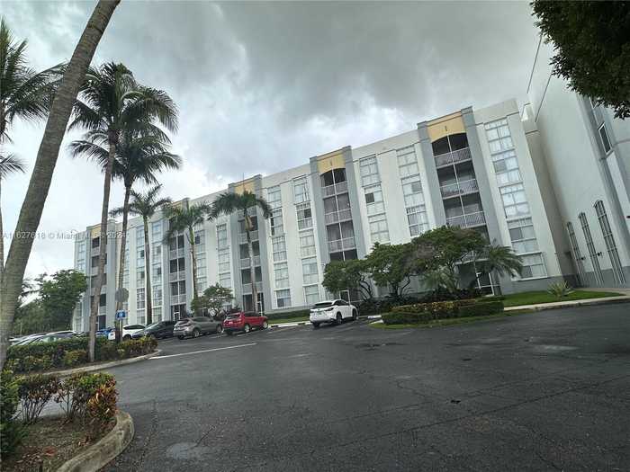 photo 1: 9725 NW 52nd St. Unit 312, Doral FL 33178