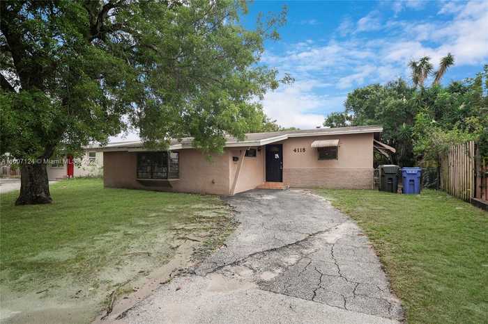 photo 33: 4118 NW 12th Ter, Oakland Park FL 33309