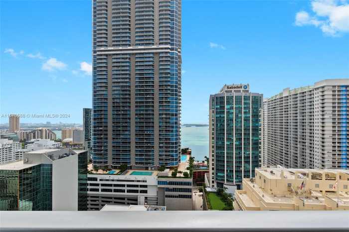 photo 16: 1060 Brickell Ave Unit 2907, Miami FL 33131