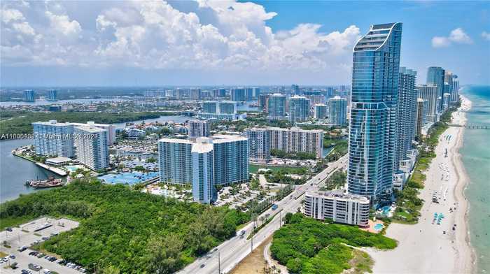 photo 46: 100 Bayview Dr Unit 1405, Sunny Isles Beach FL 33160