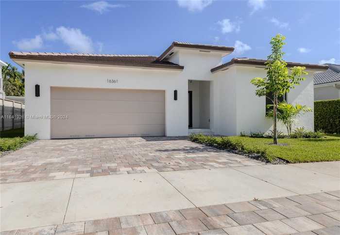 photo 2: 16361 SW 60th Ter, Miami FL 33193