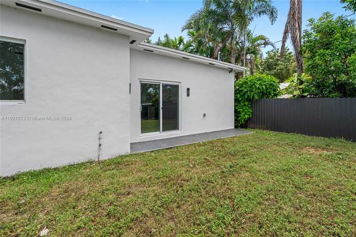 photo 32: 1314 NE 181st St, North Miami Beach FL 33162