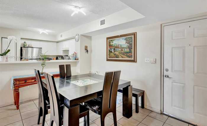 photo 2: 4560 NW 107 AVE Unit 104, Doral FL 33178