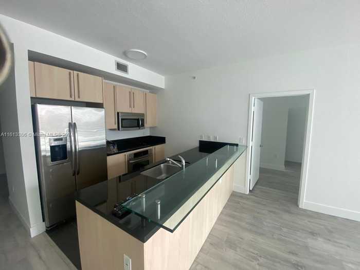 photo 2: 1111 SW 1st Ave Unit 2217-N, Miami FL 33130