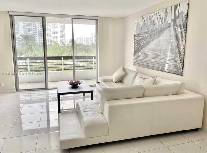 photo 1: 19195 NE NE 36th Ct Unit 402, Aventura FL 33180