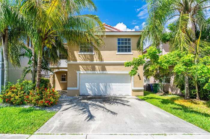 photo 1: 15260 SW 46th Ct, Miramar FL 33027