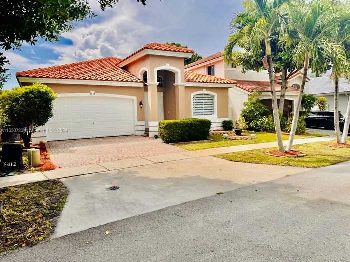 photo 1: 5412 SW 131st Ter, Miramar FL 33027