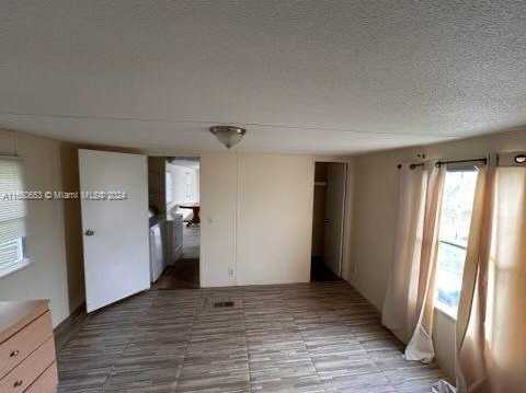 photo 2: 3141 SW 51th Ave, Davie FL 33314