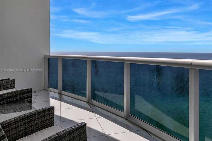 photo 1: 18201 Collins Ave Unit 4109A, Sunny Isles Beach FL 33160