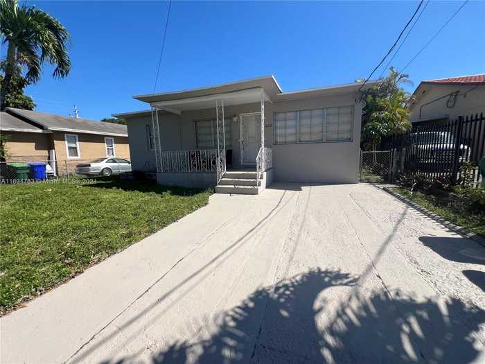 photo 1: 1620 NW 42nd St, Miami FL 33142