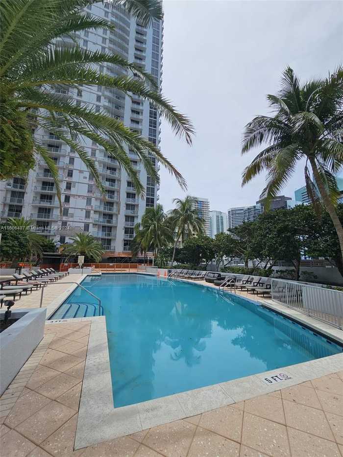 photo 24: 1060 Brickell Ave Unit 1917, Miami FL 33131