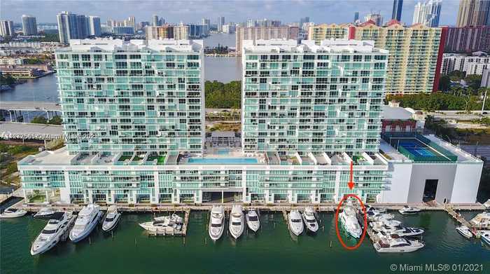 photo 1: 400 Sunny Isles Blvd, Sunny Isles Beach FL 33160