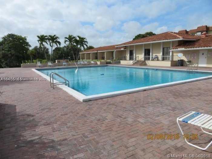 photo 2: 4170 Inverrary Dr Unit 111, Lauderhill FL 33319