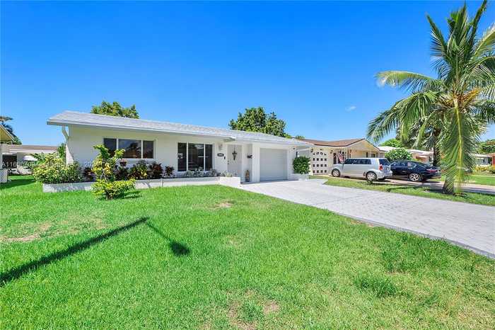 photo 33: 4905 NW 53rd St, Tamarac FL 33319