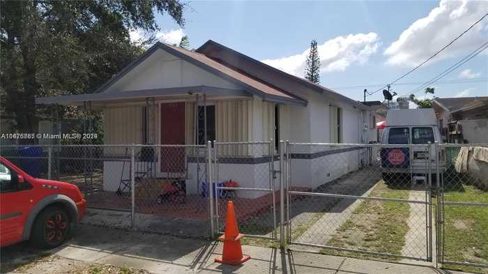 photo 2: 1932 NW 18th Ter, Miami FL 33125