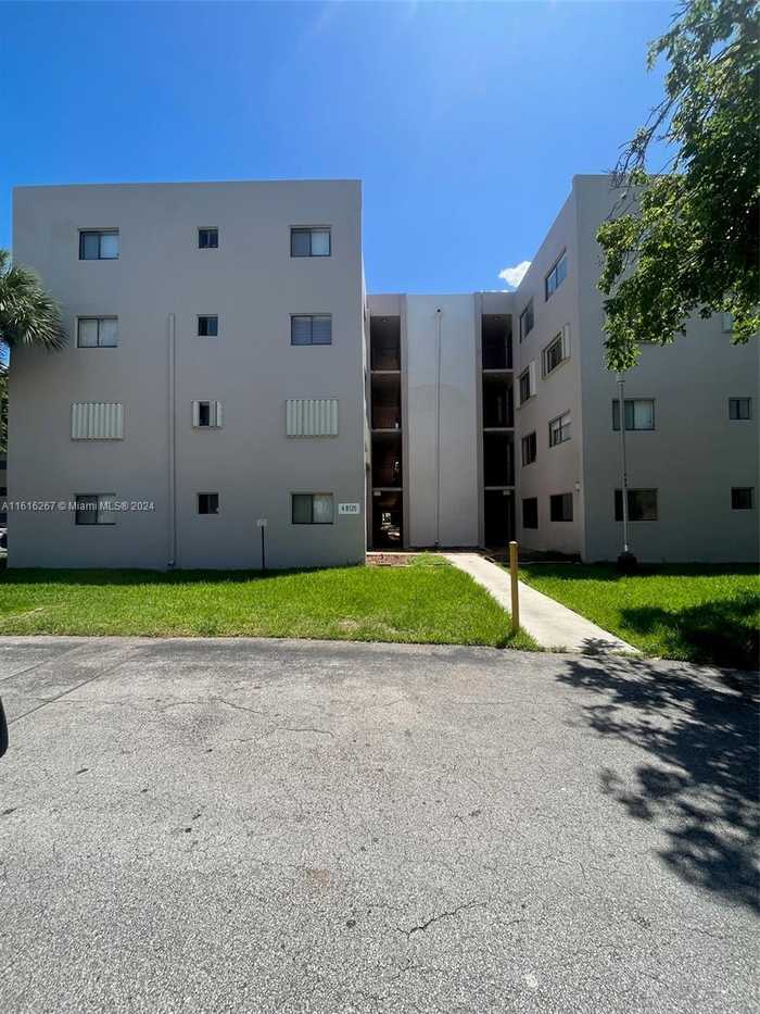 photo 18: 8520 SW 133rd Ave Rd Unit 216, Miami FL 33183