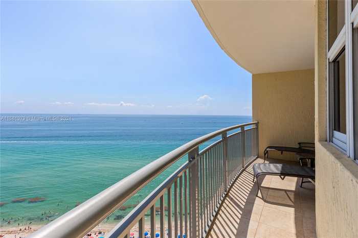 photo 1: 17375 Collins Ave Unit 1908, Sunny Isles Beach FL 33160