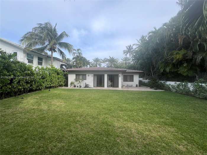 photo 32: 2054 Alton Rd, Miami Beach FL 33140