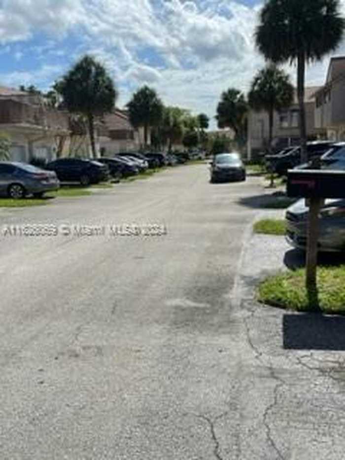 photo 36: 879 NW 81st Way Unit 4, Plantation FL 33324