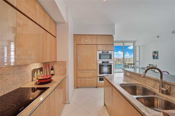 photo 2: 50 S Pointe Dr Unit 1704, Miami Beach FL 33139