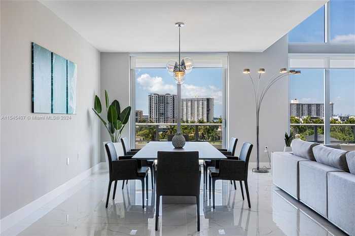 photo 2: 330 Sunny Isles Blvd Unit 5-506, Sunny Isles Beach FL 33160