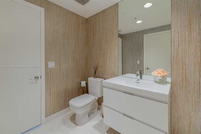 photo 46: 17111 Biscayne Blvd Unit 2303, North Miami Beach FL 33160