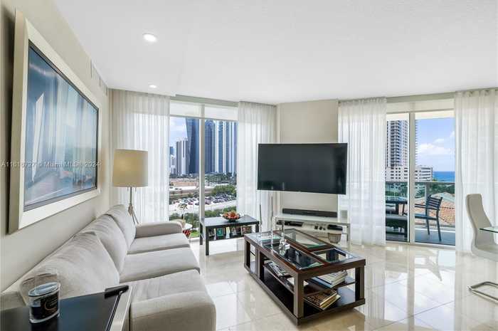 photo 2: 200 Sunny Isles Blvd Unit 2-902, Sunny Isles Beach FL 33160