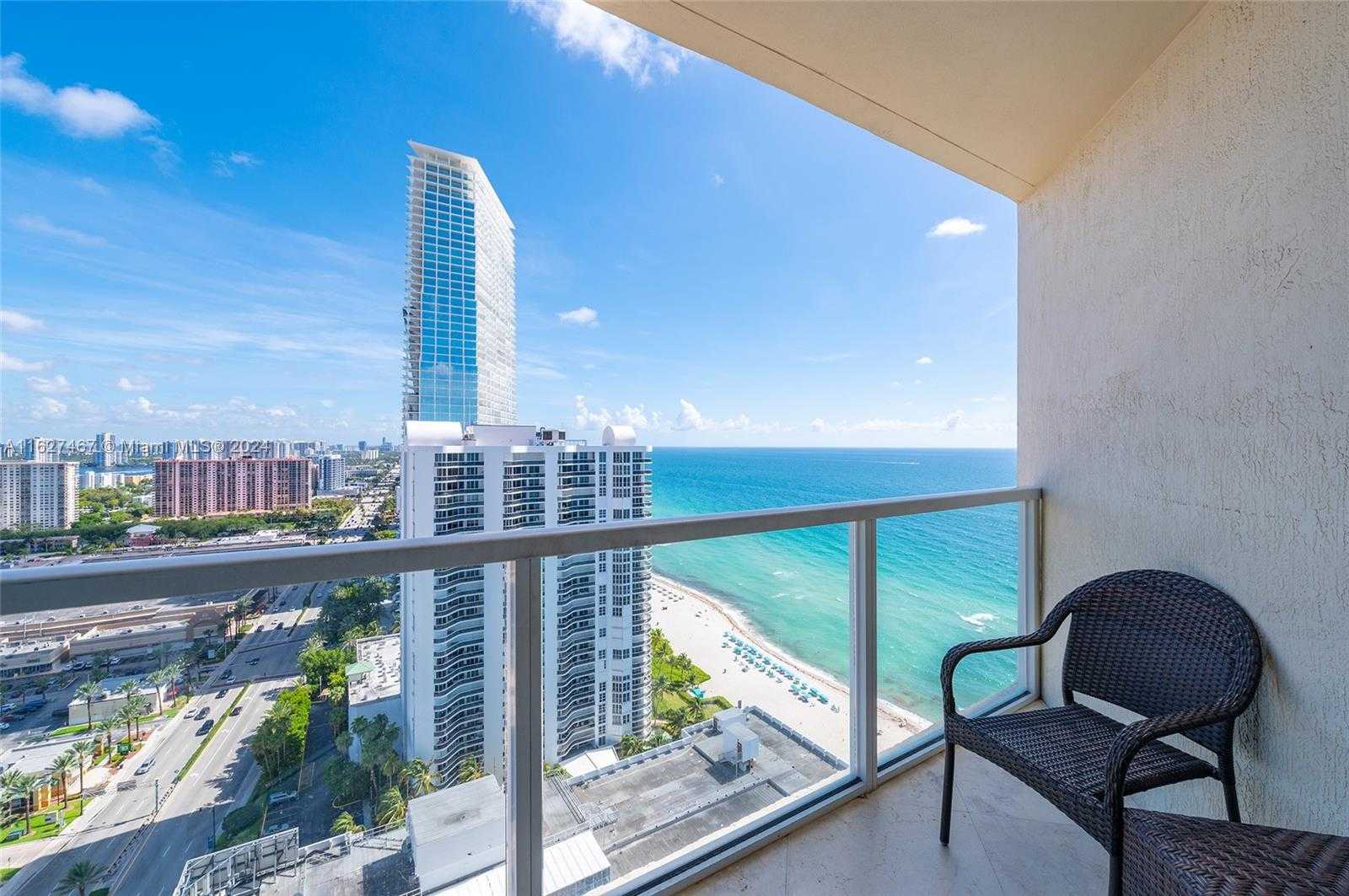 photo 3: 16699 Collins Ave Unit 2906, Sunny Isles Beach FL 33160