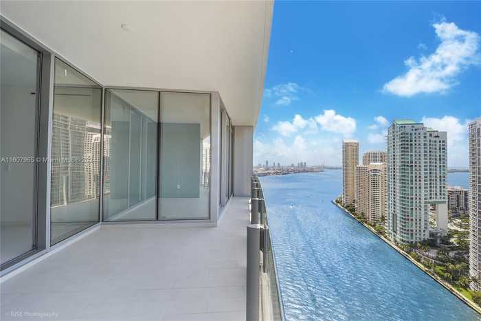 photo 1: 300 Biscayne Blvd Way Unit 2805, Miami FL 33131