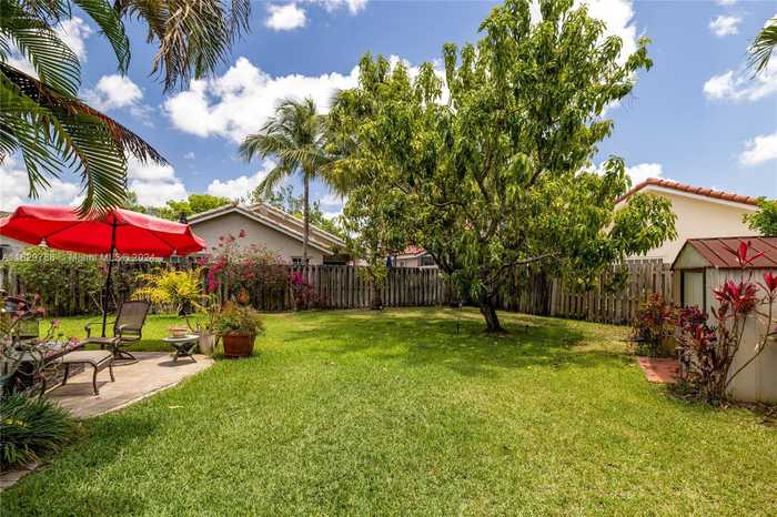 photo 34: 17643 SW 5th St, Pembroke Pines FL 33029