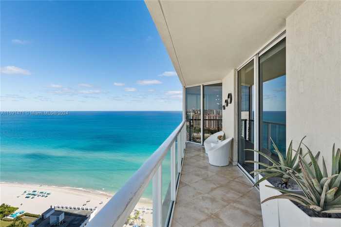 photo 1: 16699 Collins Ave Unit 3107, Sunny Isles Beach FL 33160