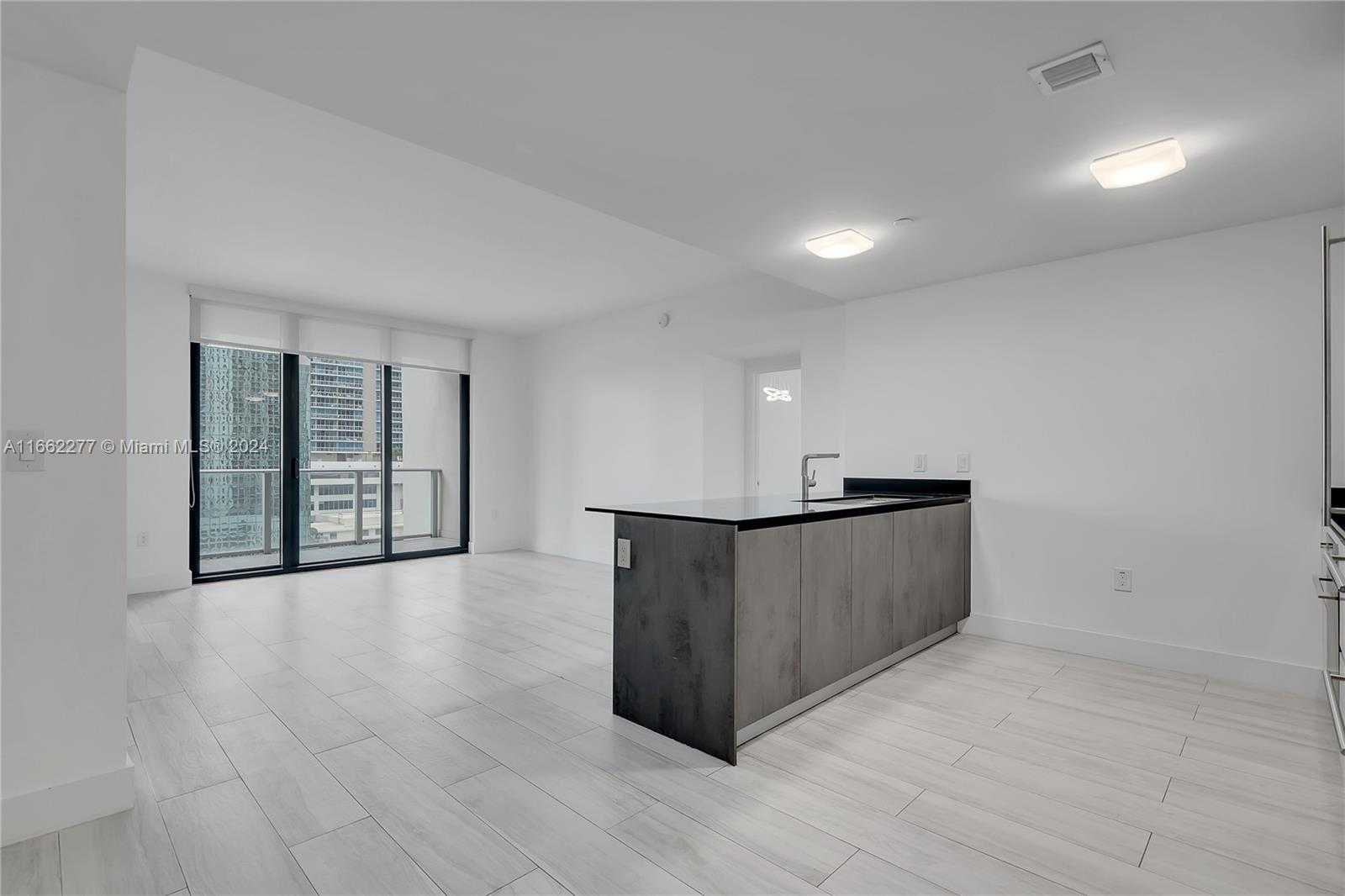 photo 3: 1010 Brickell Ave Unit 1904, Miami FL 33131