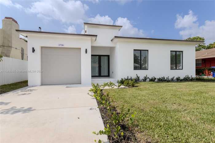 photo 2: 1736 NW 56th St, Miami FL 33142