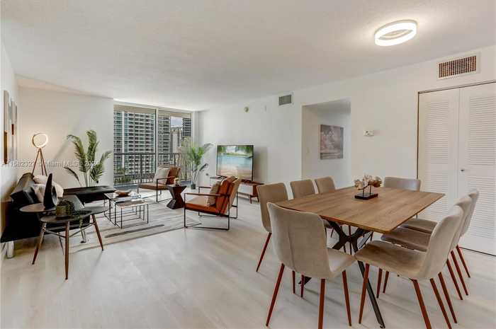 photo 1: 1200 Brickell Bay Dr Unit 2424, Miami FL 33131