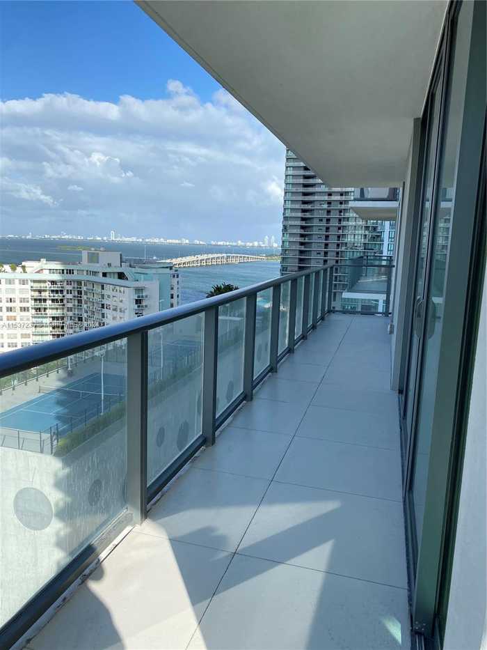 photo 2: 501 NE 31th St Unit 1410, Miami FL 33137