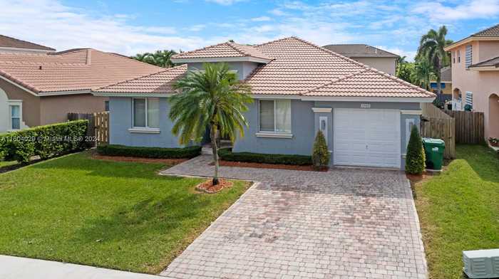 photo 2: 2905 SW 145th Ave, Miami FL 33175