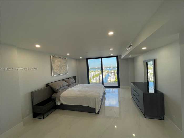 photo 31: 290 174th St Unit 2309, Sunny Isles Beach FL 33160