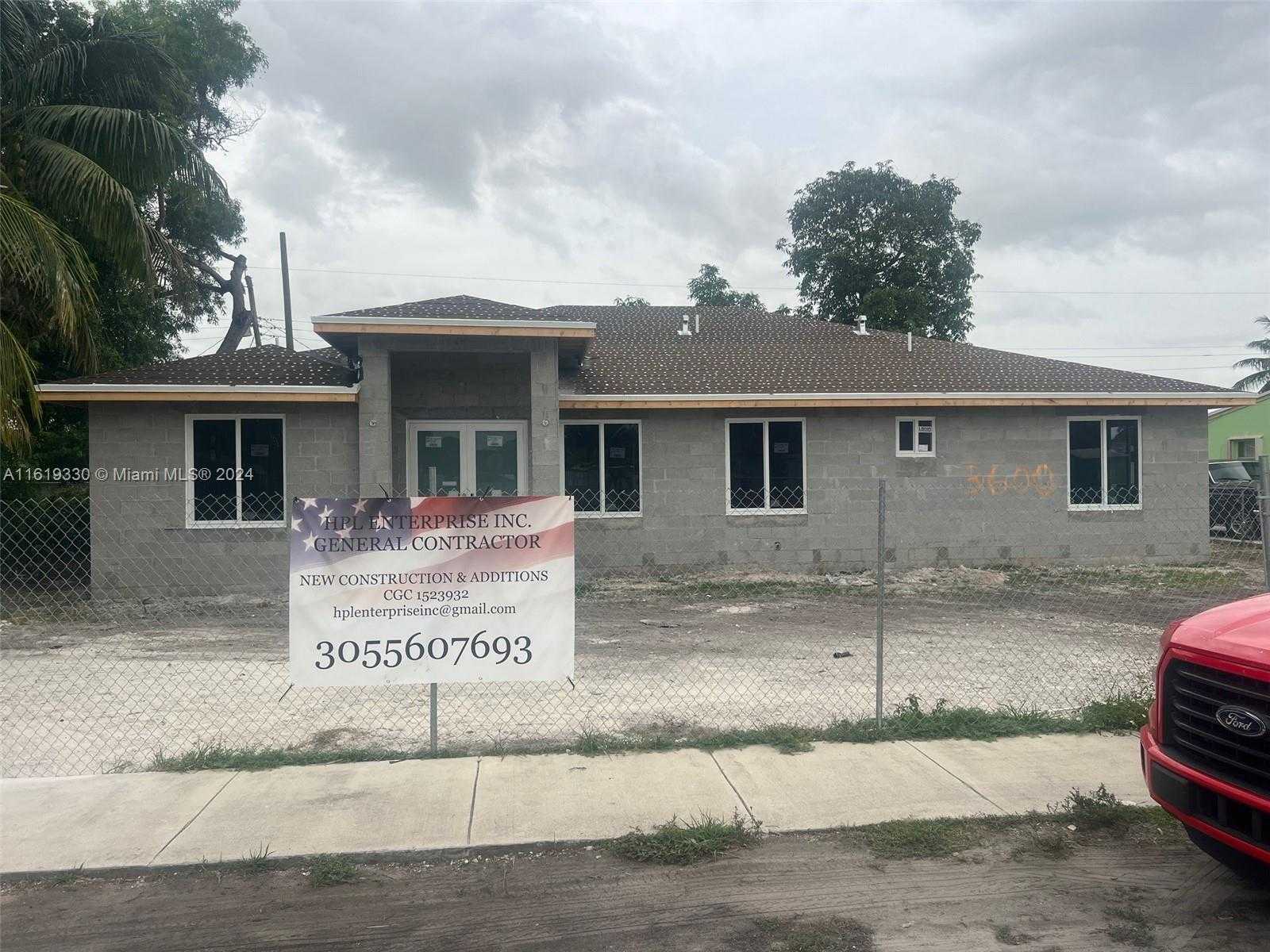 photo 1: 3600 NW 171st Ter, Miami Gardens FL 33056